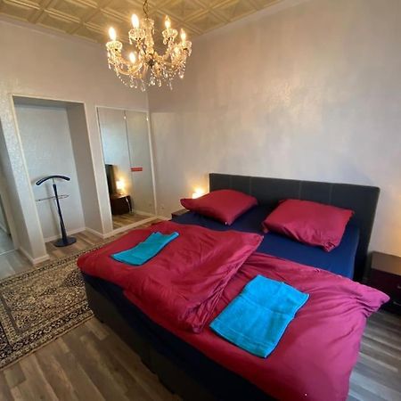 Studio 50 Qm Zentral In Domnaehe Кьолн Екстериор снимка