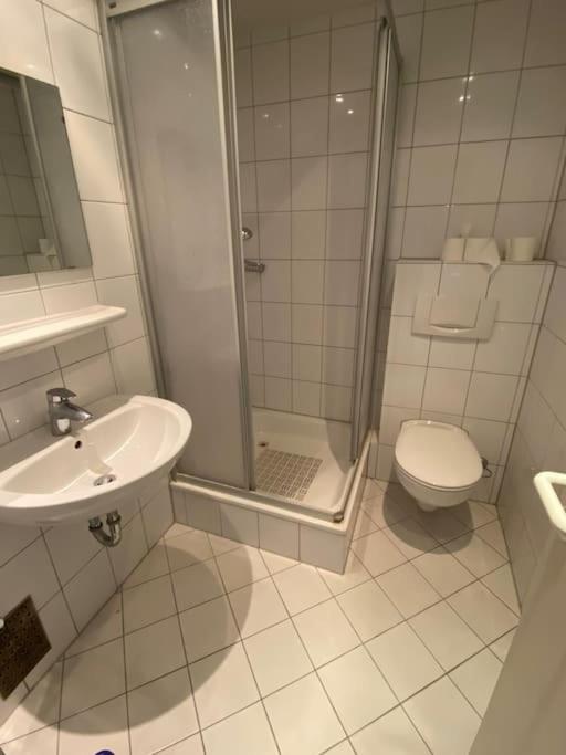 Studio 50 Qm Zentral In Domnaehe Кьолн Екстериор снимка